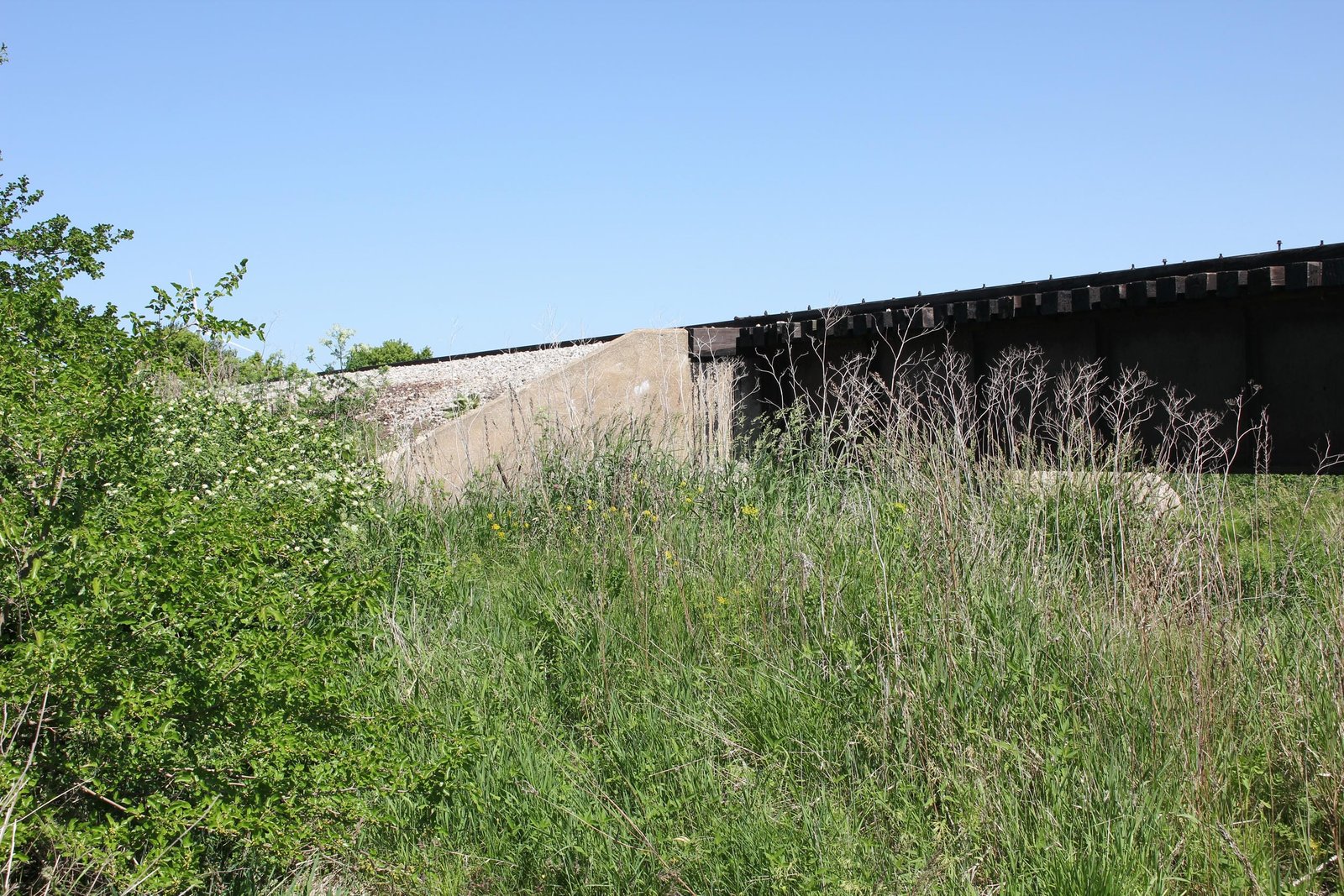 West abutment